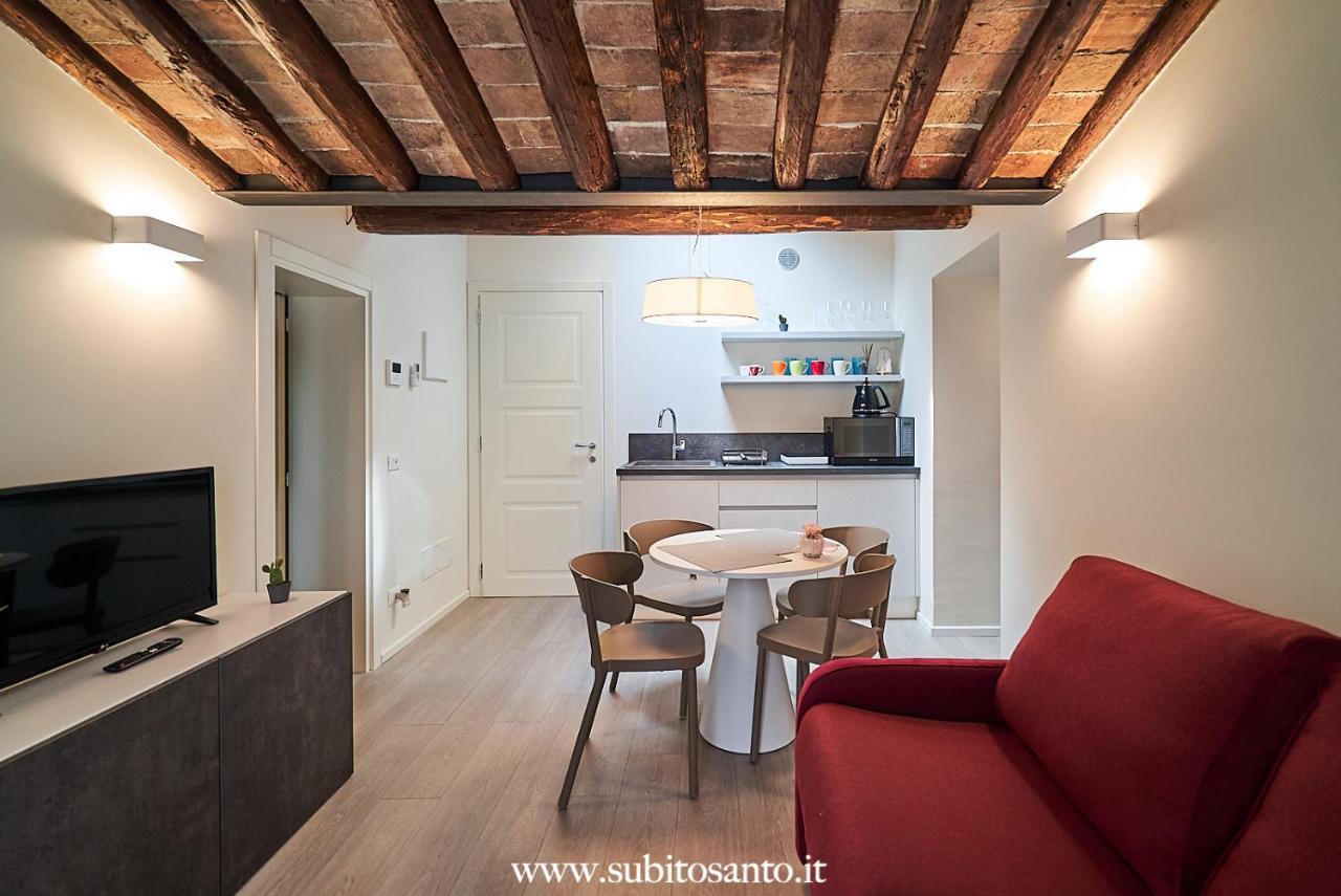 Residenza Subitosanto "Gigliola" 9A - Bilocale Con Terrazzo Esclusivo Cupola Basilica Di Sant'Antonio- Apartment Padova Luaran gambar